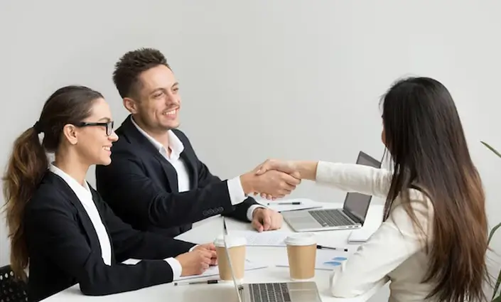 Chro-image Fractional CHRO vs Full-Time CHRO